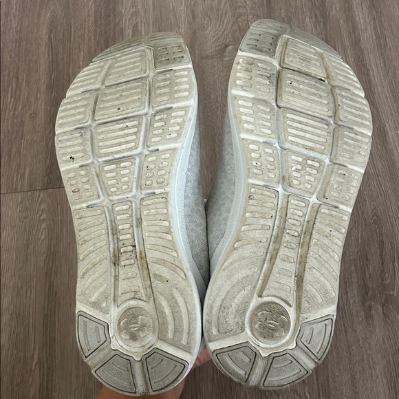 Under Armour Sneakers - Picture 5 of 5